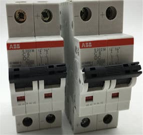 CIRCUIT BREAKER