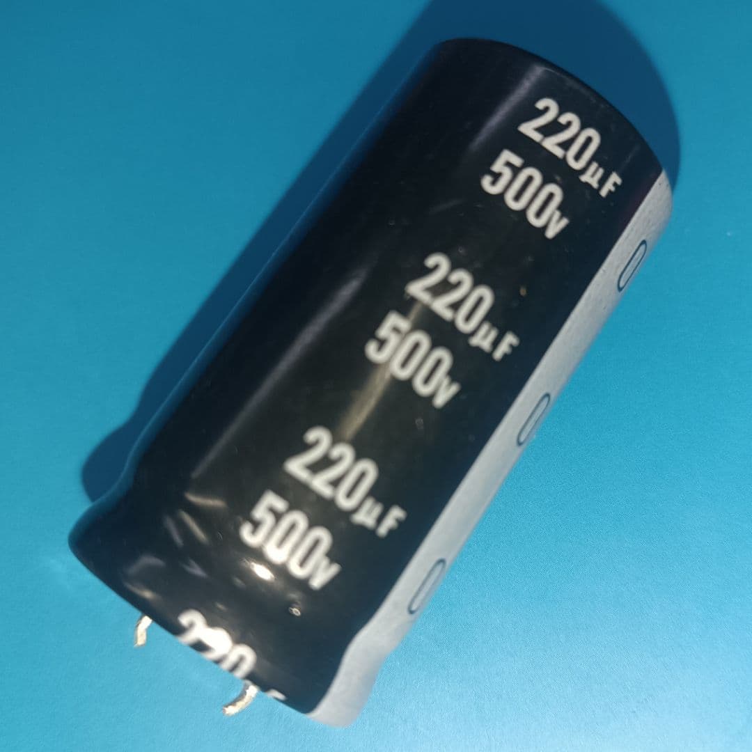 220mf 500v