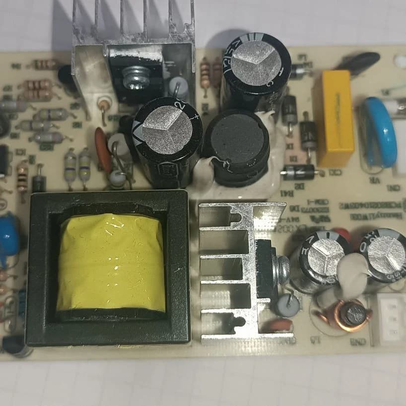 Блок питания 12 v стабилизатор